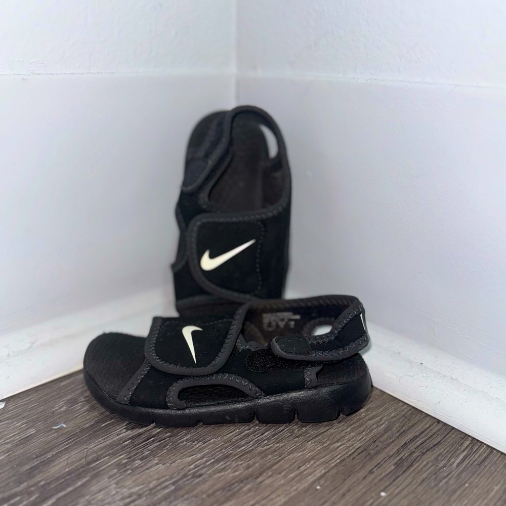 Nike Kids Black Sandals
